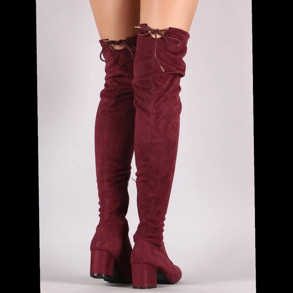 🚨 5.5🚨Boots over the knee Burgandy Vegan Suede